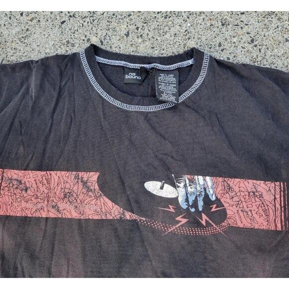 Vintage Y2k No Boundaries DJ Turntable Sunfaded T-Shirt Black Size Large Skate - Picture 2 of 4